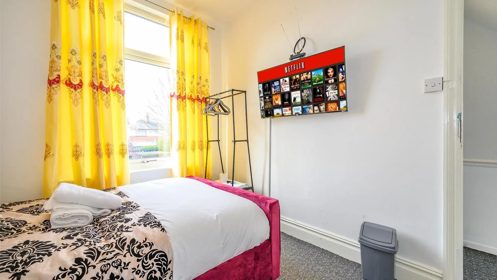 לידס -Rd15Cfa- For Relaxed And Cosy Stay With Free Parking בריטניה